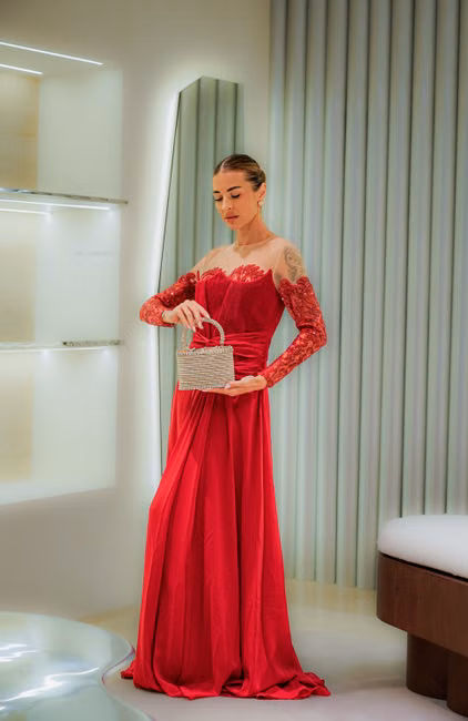 Tais F. Heinzmann & CIA LTDA — moda e estilo